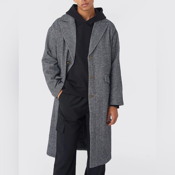 WOOL LOOK OVERCOAT WITH METAL CLASP. Size M. NWT - Picture 4 of 4